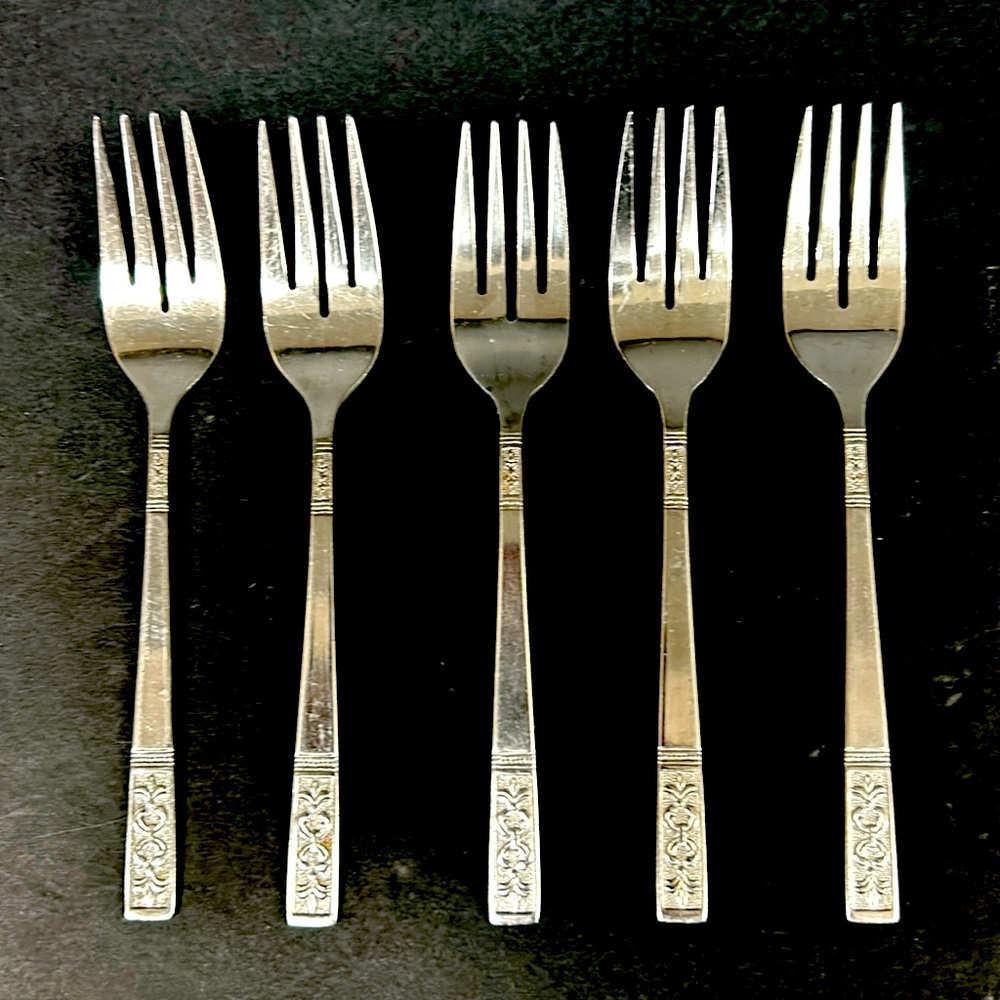 Retro  set-of five 6 1/4”dessert forks marked Customcraft Stainless Taiwan